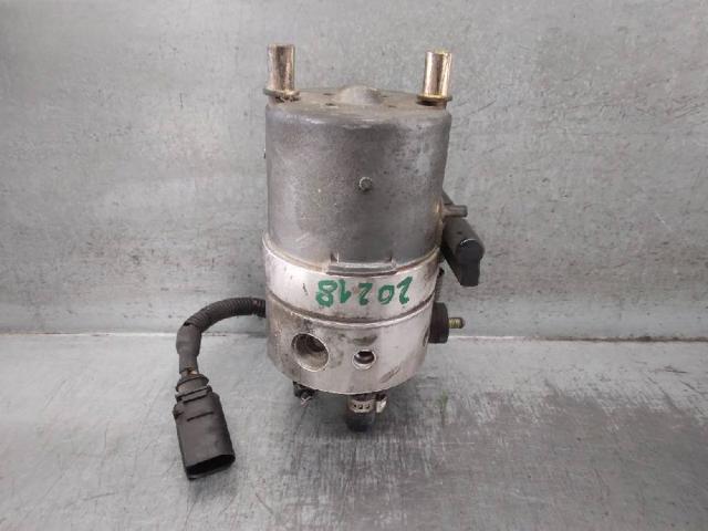8E0614175D VAG/Audi