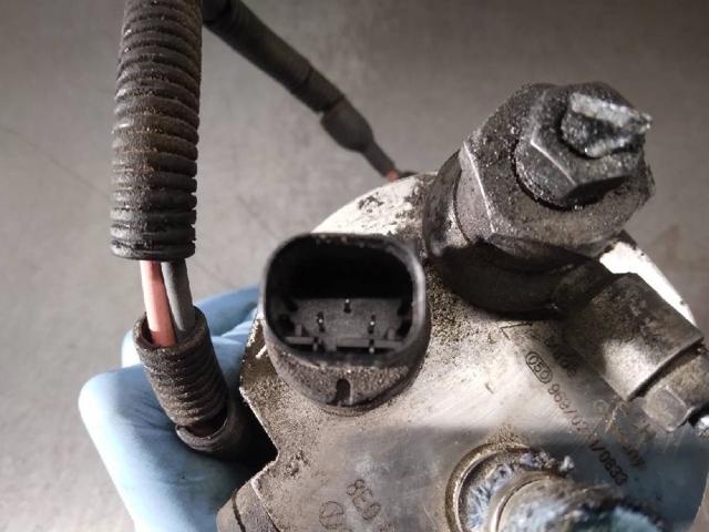 8E0614175D VAG/Audi