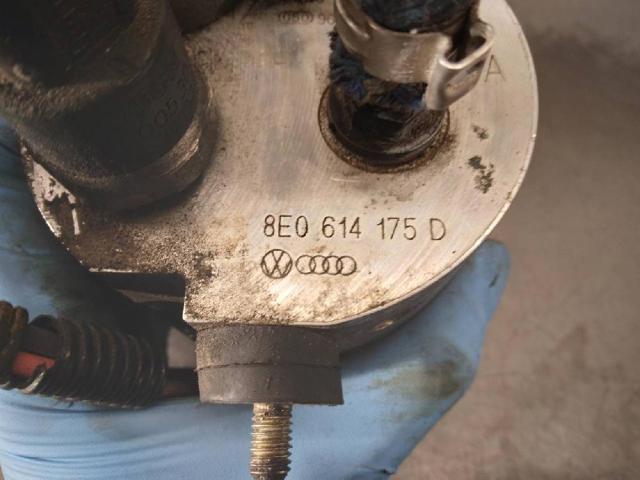 8E0614175D VAG/Audi