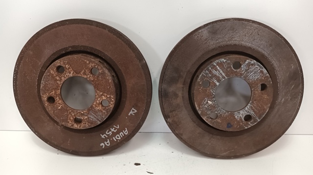 Disco do freio dianteiro 8E0615301Q VAG