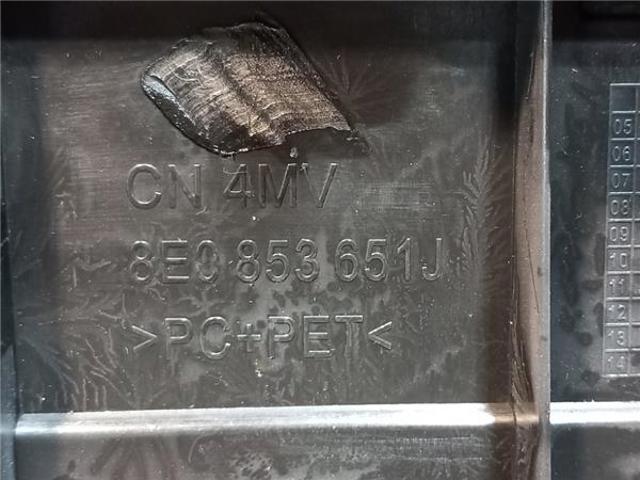 VAG 8E0853651J Решетка радиатора в наличии Ужгород