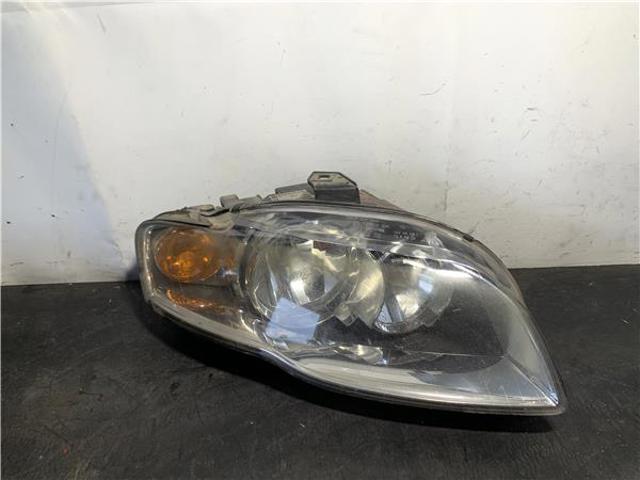 Luz direita 8E0941004AJ VAG