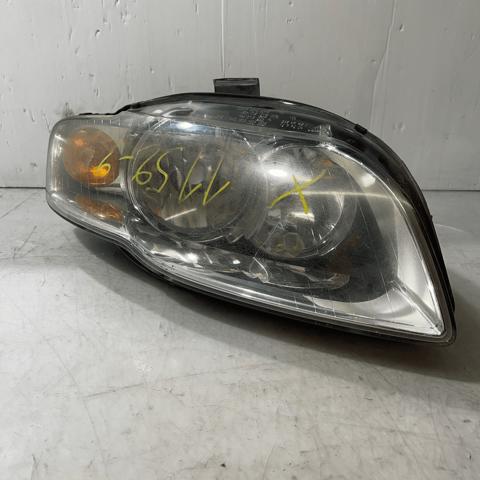 Luz direita 8E0941004AJ VAG