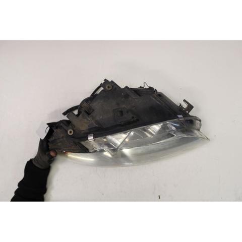 Luz direita 8E0941004AJ VAG