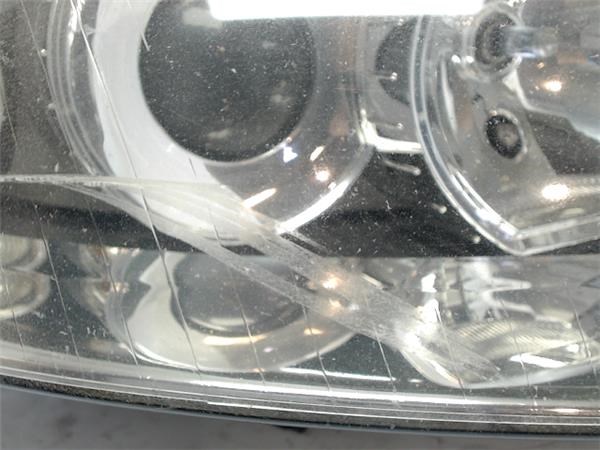 Farol direito para Audi A4 Saloon (8E) (2004-2007) 2.0 Alt 8E0941030C