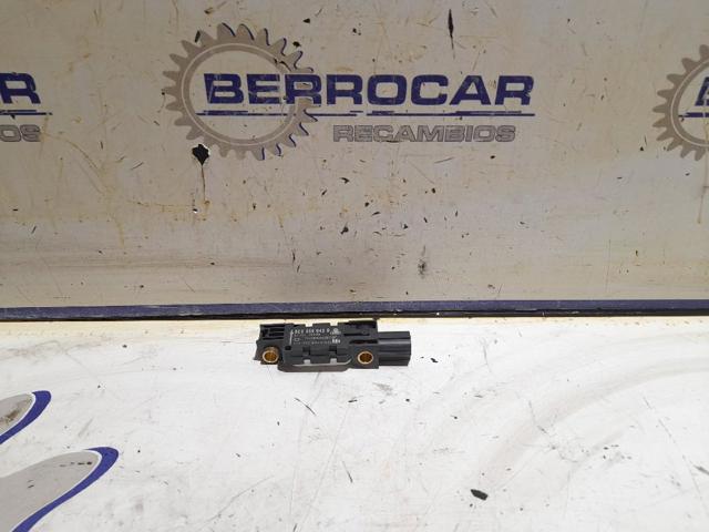 8E0959643 VAG Датчик удара купить в Николаев