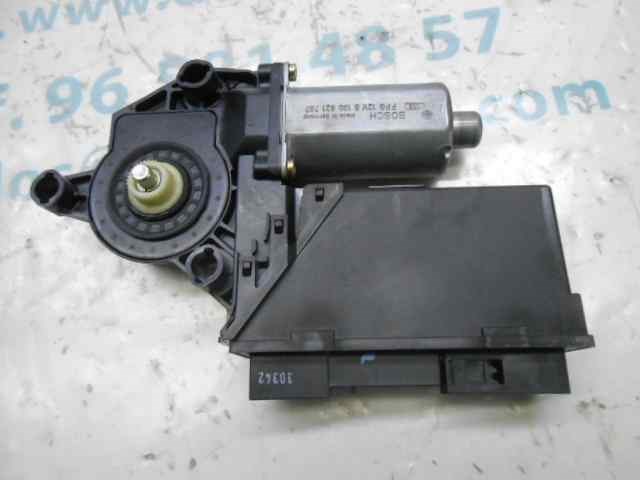 Motor regulador do vidro traseiro esquerdo para Audi A4 2.0 TDI 16V BLD 8E0959801A