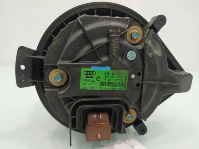 8E1820021A VAG Вентилятор печки купить в Черкассы