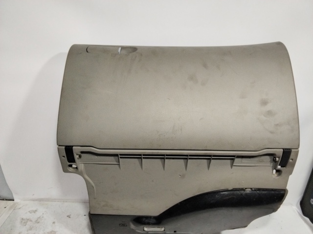 VAG 8E1857035C в наличии Каменское