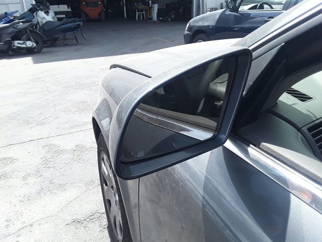 Espelho retrovisor esquerdo para Audi A4 2.5 TDI BCZ 8E1858531AA