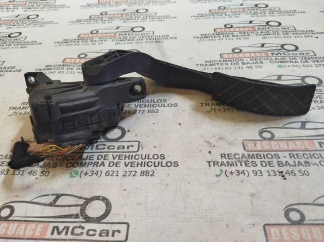 VAG 8EI721523A Педаль газа в наличии Ровно