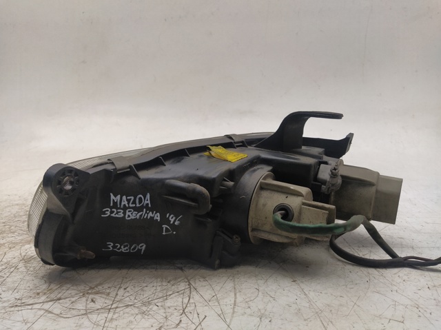 MAZDA 8FBP51030B Правая фара в наличии Харьков