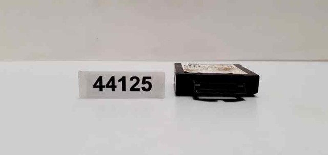 VAG 8H0951177 Датчик движения в салоне в наличии Черновцы