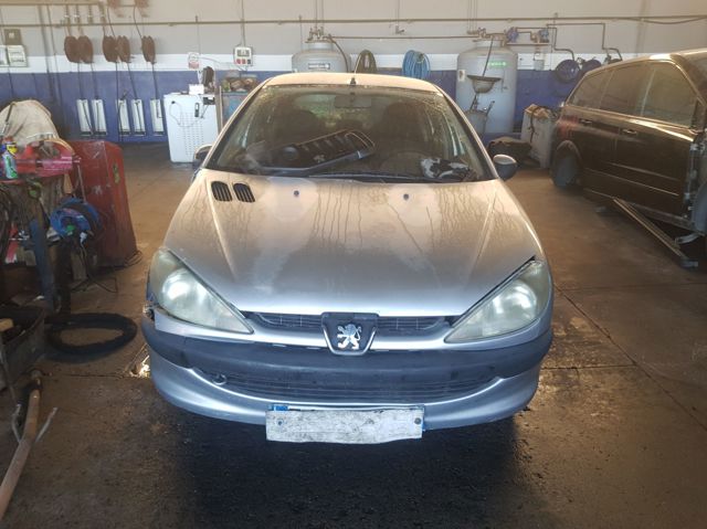 8HX PEUGEOT Двигатель в сборе купить в Ровно