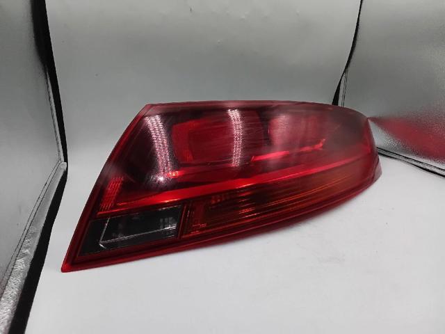 VAG 8J0945096C Фонарь задний правый в наличии Полтава