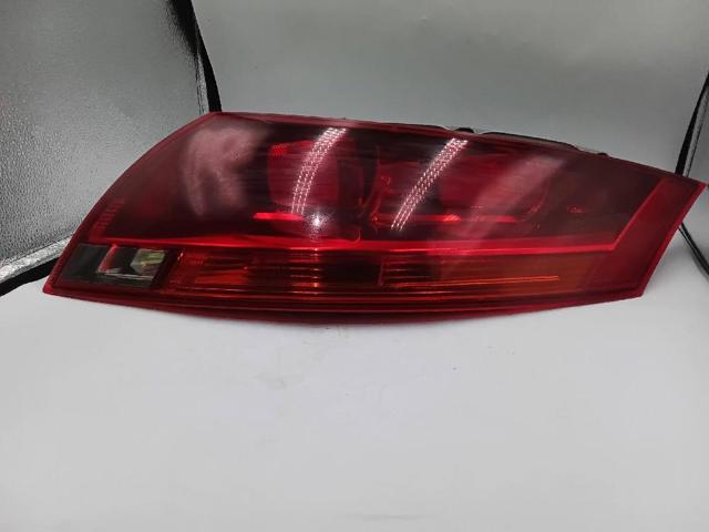 VAG 8J0945096C Фонарь задний правый в наличии Тернополь