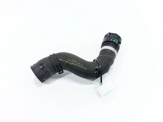 VAG 8K0121101P Шланг (патрубок) радиатора охлаждения верхний в наличии Ирпень