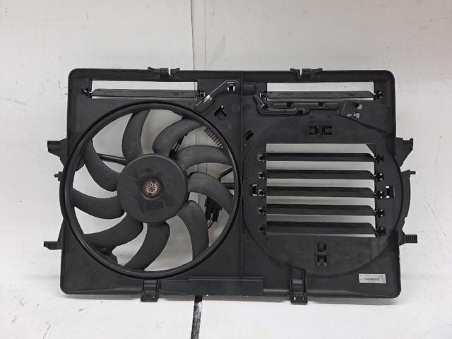 Difusor do radiador de esfriamento 8K0121207B VAG