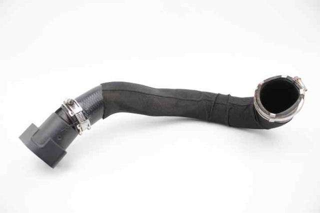 8K0145673AK VAG Патрубок интеркулера купить в Чернигов