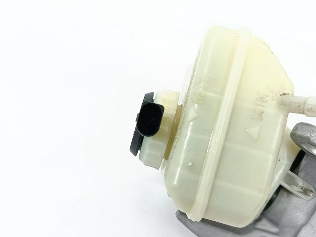 Tanque de cilindro mestre do freio (de fluido de freio) Audi A5 8T3