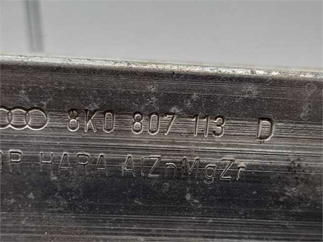 VAG 8K0807113D Усилитель бампера переднего в наличии Украина