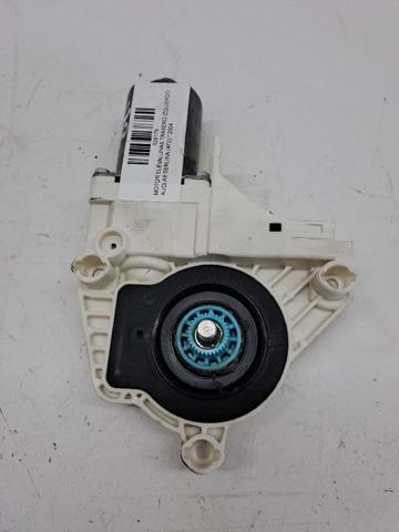 Motor de acionamento de vidro da porta traseira esquerda 8K0959811C VAG