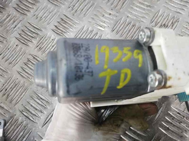 Motor do vidro dianteiro direito para Skoda Yeti 2.0 TDI CFH 8K0 959 812