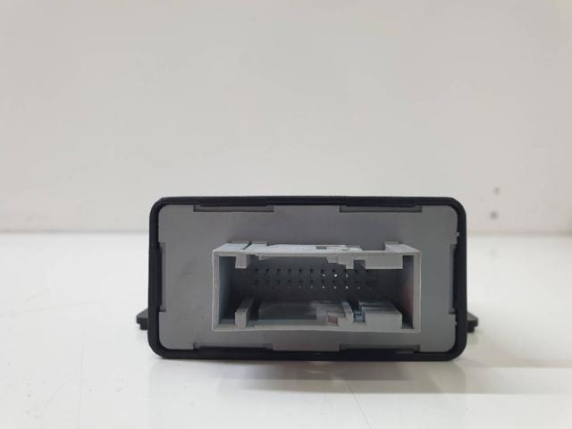 VAG 8K590735700 в наличии Львов