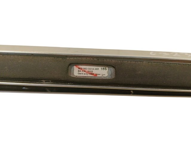 VAG 8K9860022A Рейлинг крыши правый в наличии Черкассы