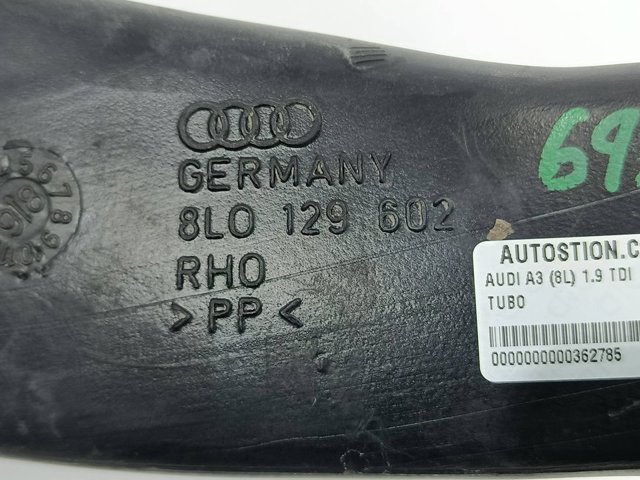 8L0129602 VAG Воздухозаборник воздушного фильтра купить в Киев