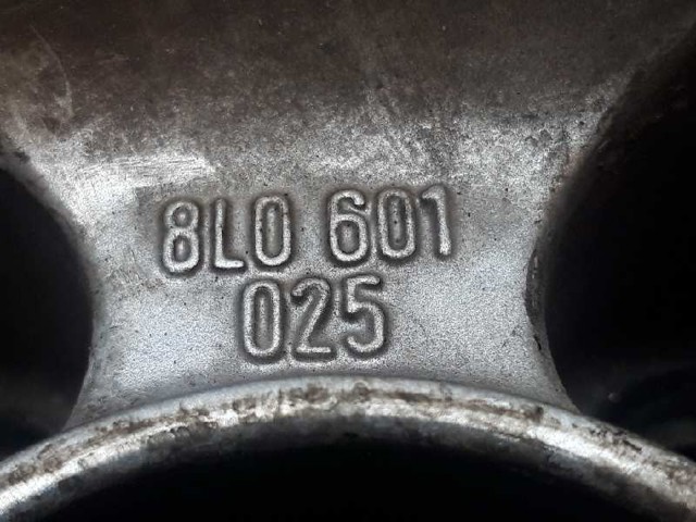 VAG 8L0601025 Диски колесные литые (легкосплавные, титановые) в наличии Харьков