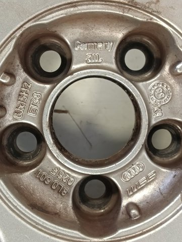 VAG 8L0601025F Диски колесные литые (легкосплавные, титановые) в наличии Кривой Рог