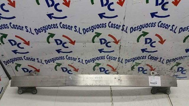 Reforçador do pára-choque dianteiro 8L0807109F VAG