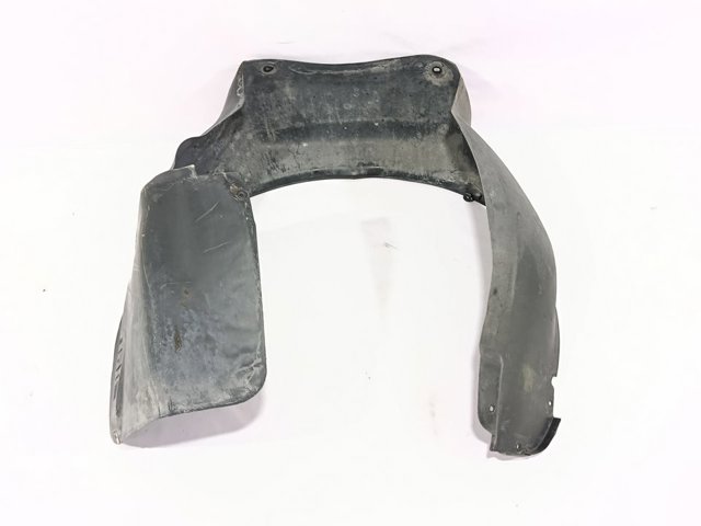 Guarda-barras direito do pára-lama dianteiro Audi A3 8L1