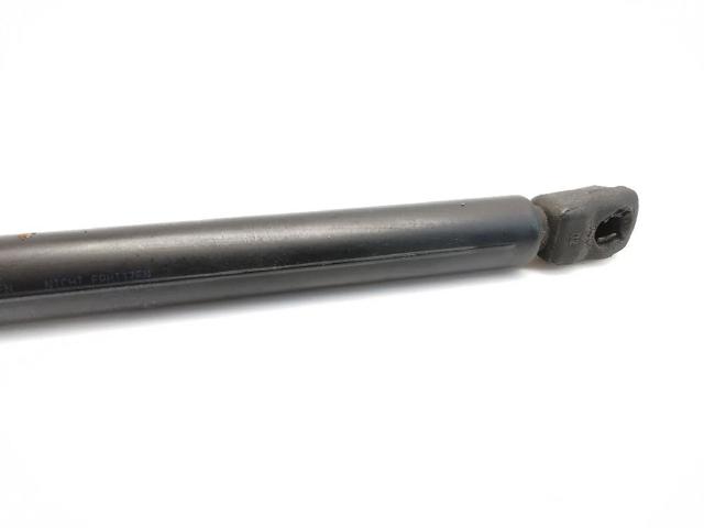 VAG 8L0823359 Амортизатор капота в наличии Черкассы