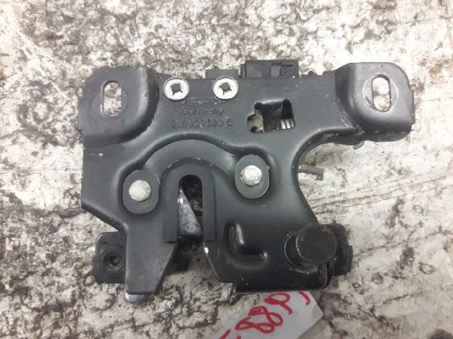8L0823509C Замок капота купить Черкассы