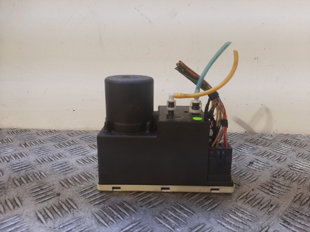 8L0862257L VAG Насос пневматической системы кузова купить в Ужгород