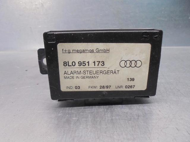 8L0951173 VAG купить в Черновцы