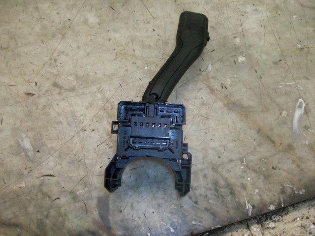 8L0953503A01C VAG Переключатель подрулевой правый купить в Каменское