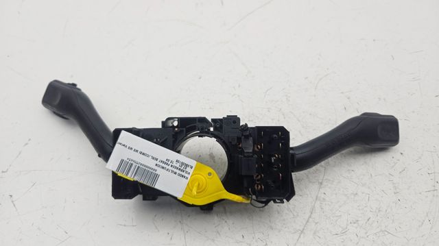 VAG 8L0953513S Переключатель подрулевой левый в наличии Ровно