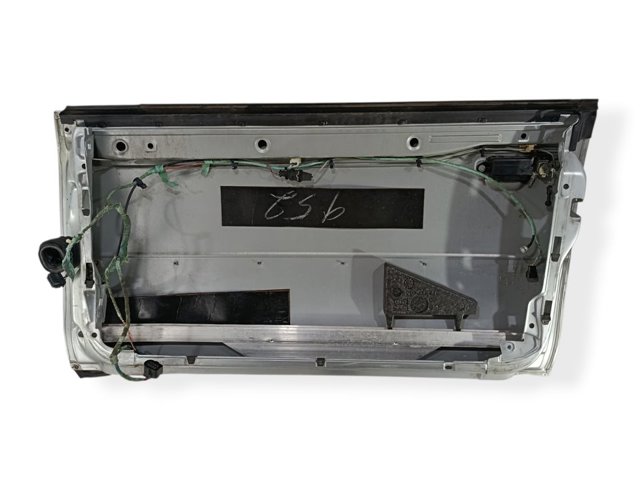 VAG 8L3831052C Дверь передняя правая в наличии Полтава