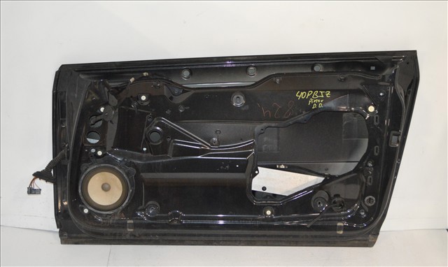VAG 8L3831052C Дверь передняя правая в наличии Ужгород