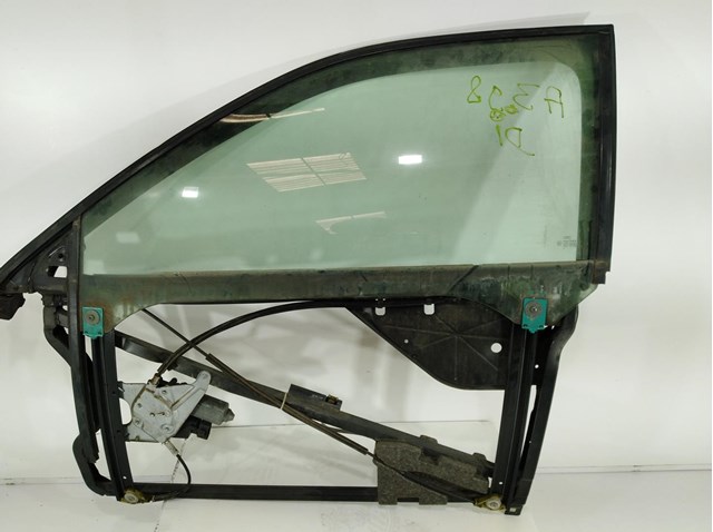 Regulador do vidro dianteiro esquerdo para Audi A3 1.6 AVU 8L3837461