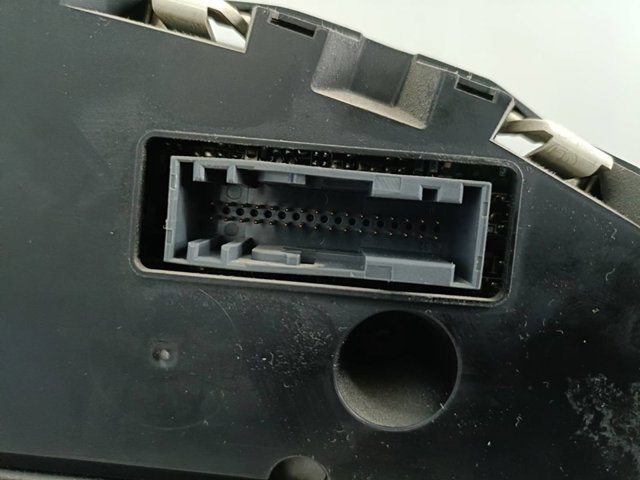 8M2T10849CD Панель приборов купить Житомир