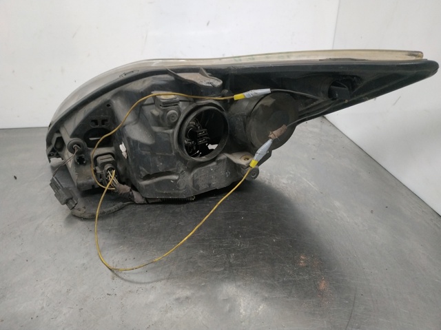 8M5113007CD FORD Правая фара купить в Ужгород