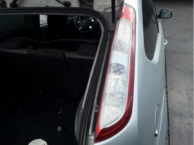 Luz traseira direita para Ford Focus II 1.8 TDCI KKDA 8M5113404AD