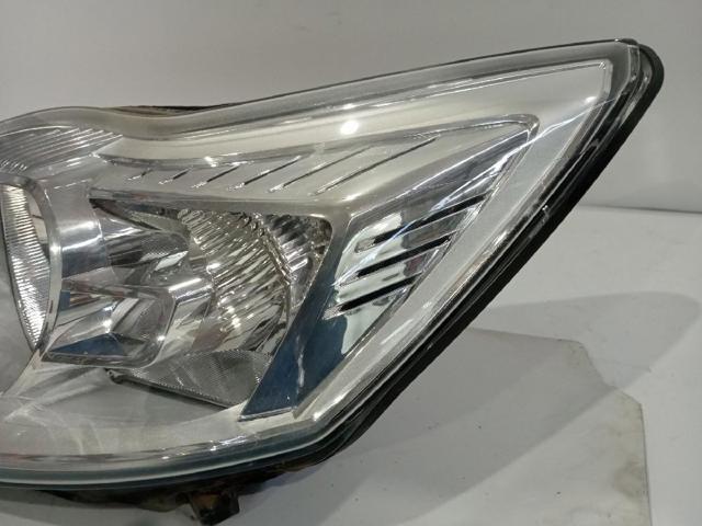FORD 8M5113W030AD Левая фара в наличии Кривой Рог