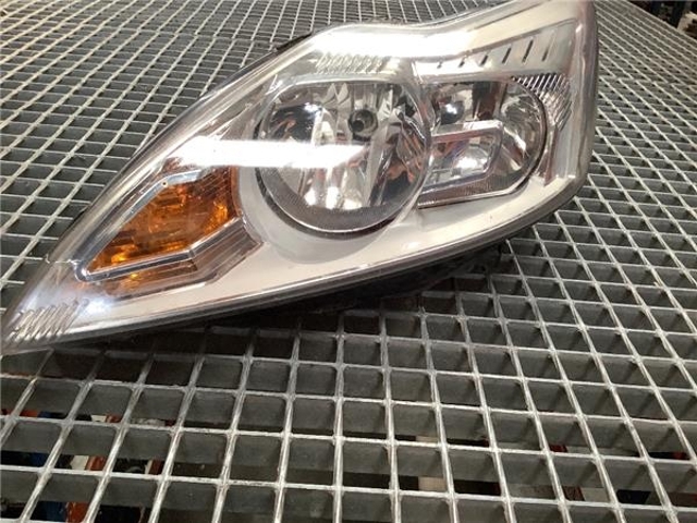 8M5113W030AD FORD Левая фара купить в Ужгород