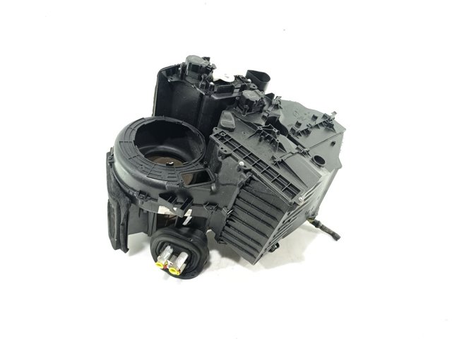 8M5119B555GB Корпус вентилятора печки купить Чернигов