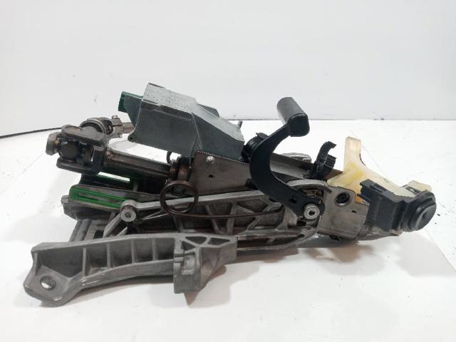 8M513F880 Ford